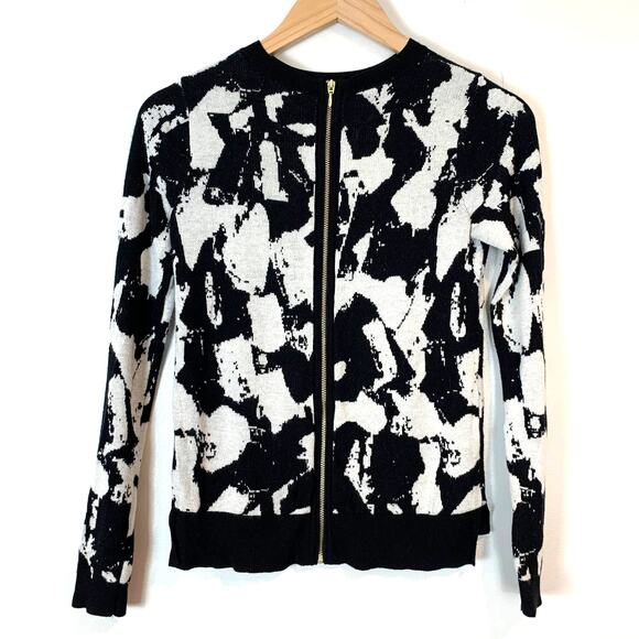 H&M Black White Full Back Zipper Sweater Abstract Paintbrush XS Extra Small - Picture 1 of 8